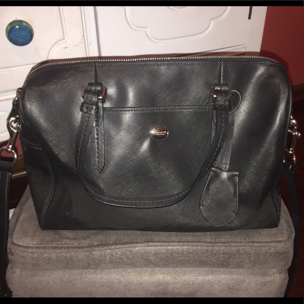 Coach Black Leather Handbag w Crossbody Strap